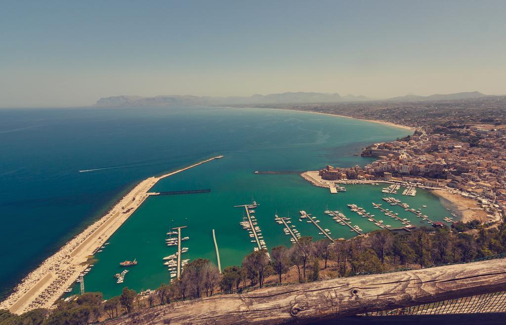 Bed & Breakfast Tiziana Castellammare del Golfo Exteriör bild